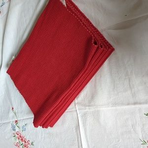 Now designs placements red set of 6 placements